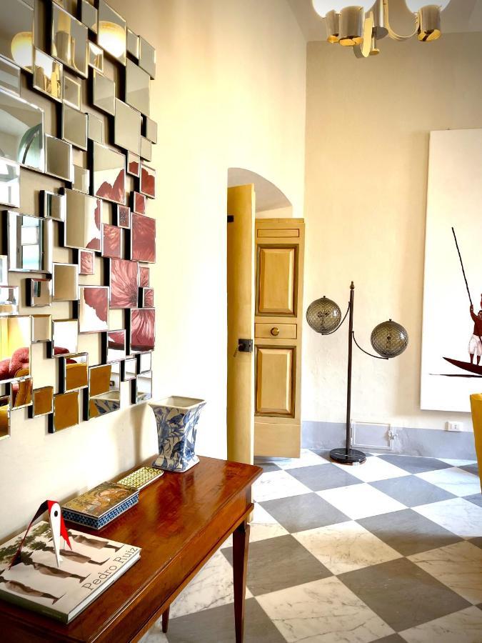 Luxury Apartment Angelio Barga Extérieur photo