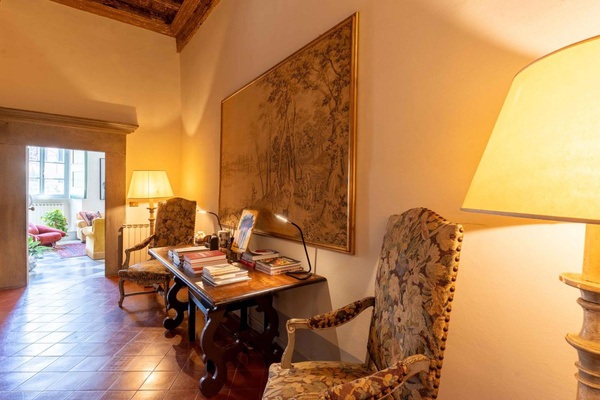 Luxury Apartment Angelio Barga Extérieur photo