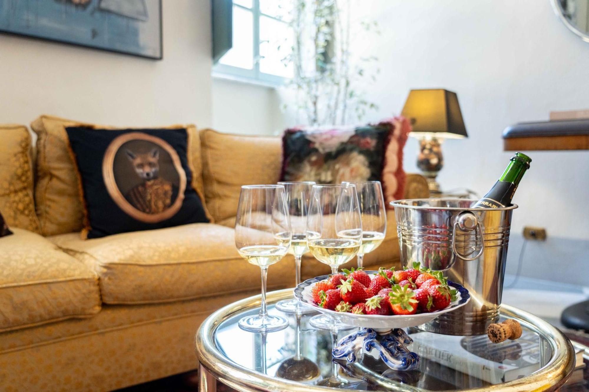 Luxury Apartment Angelio Barga Extérieur photo