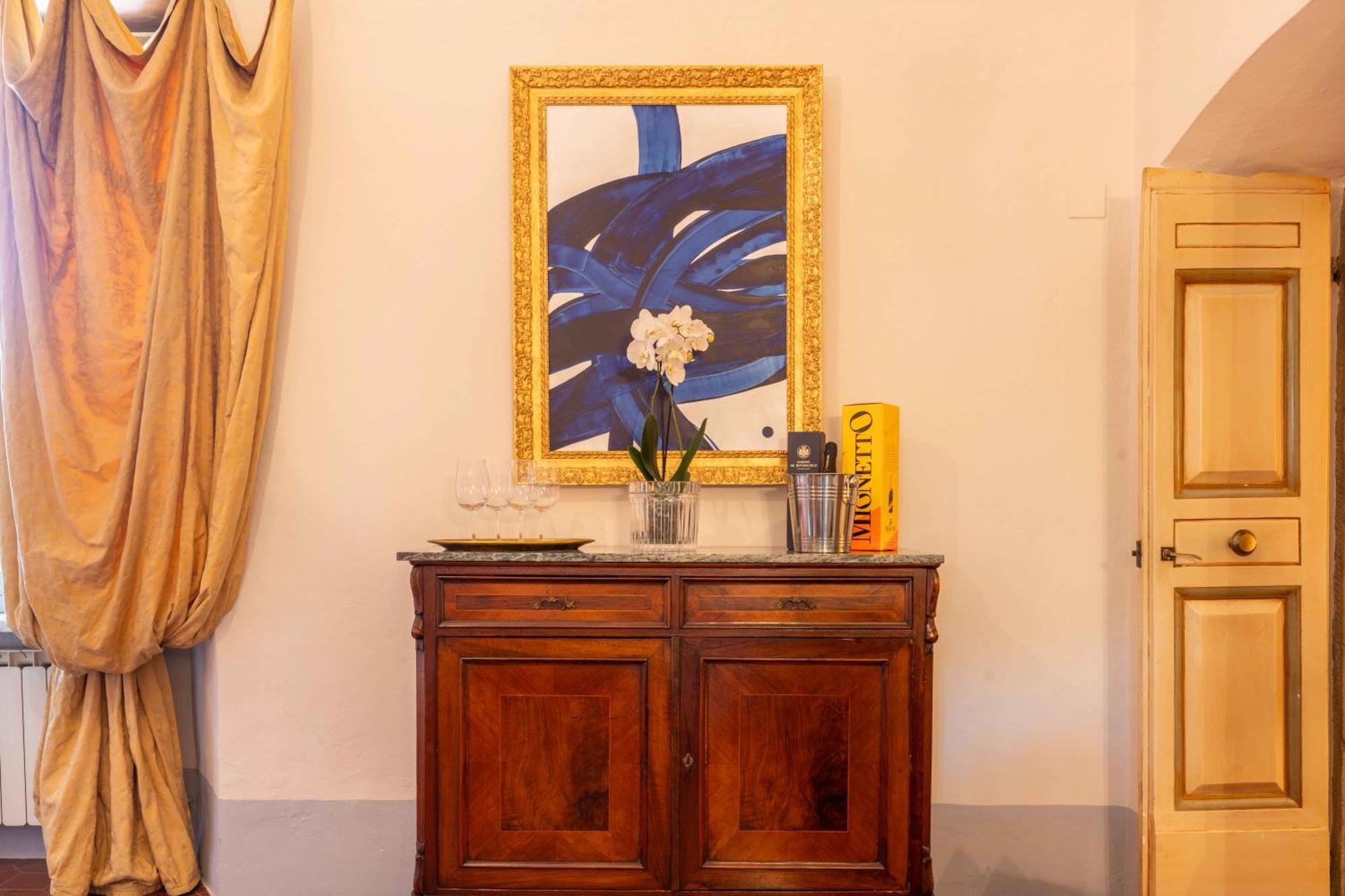 Luxury Apartment Angelio Barga Extérieur photo